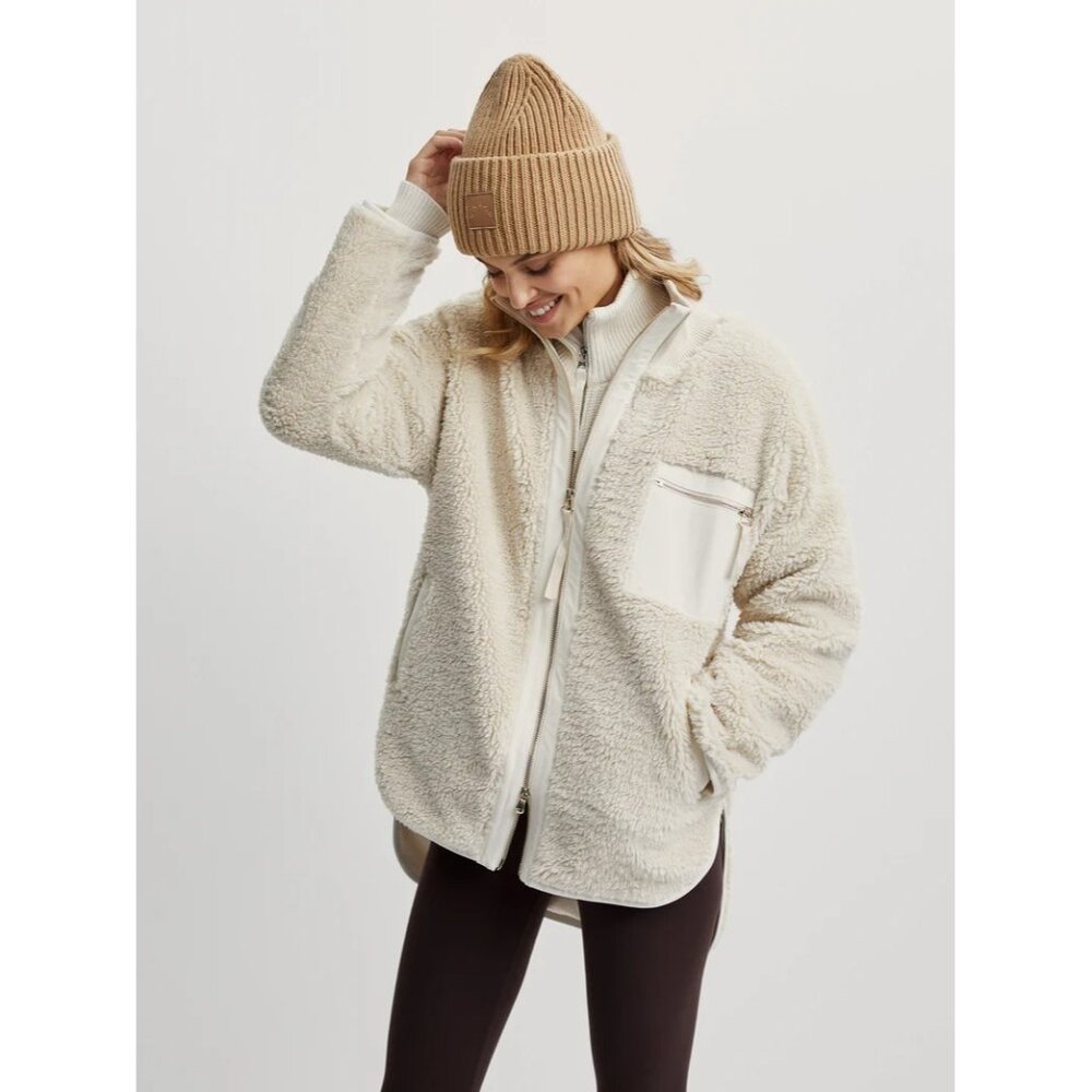 Varley Marney Sherpa Jacket Womens 1X Cozy Winter Outdoors Gorpcore Neutral